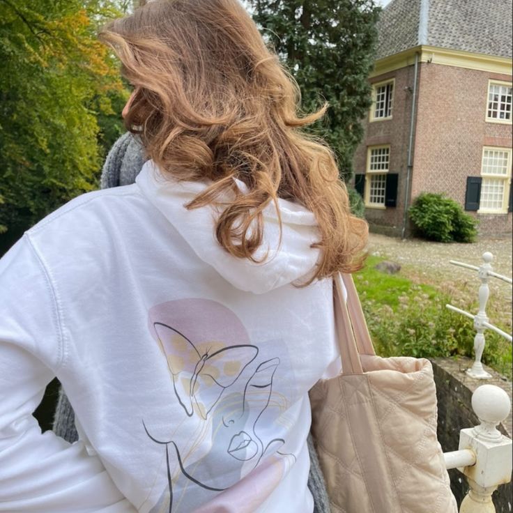 Hoodie "Butterfly Woman"